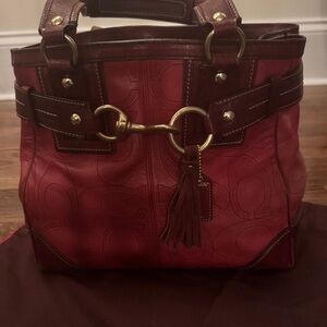 Elegant Vintage Coach Red Leather Tote Bag